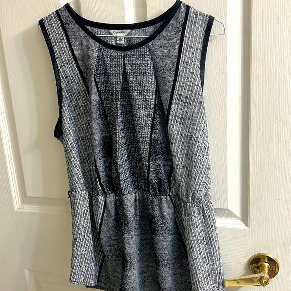 Black and white patterned Calvin Klein Blouse - Picture 1 of 2